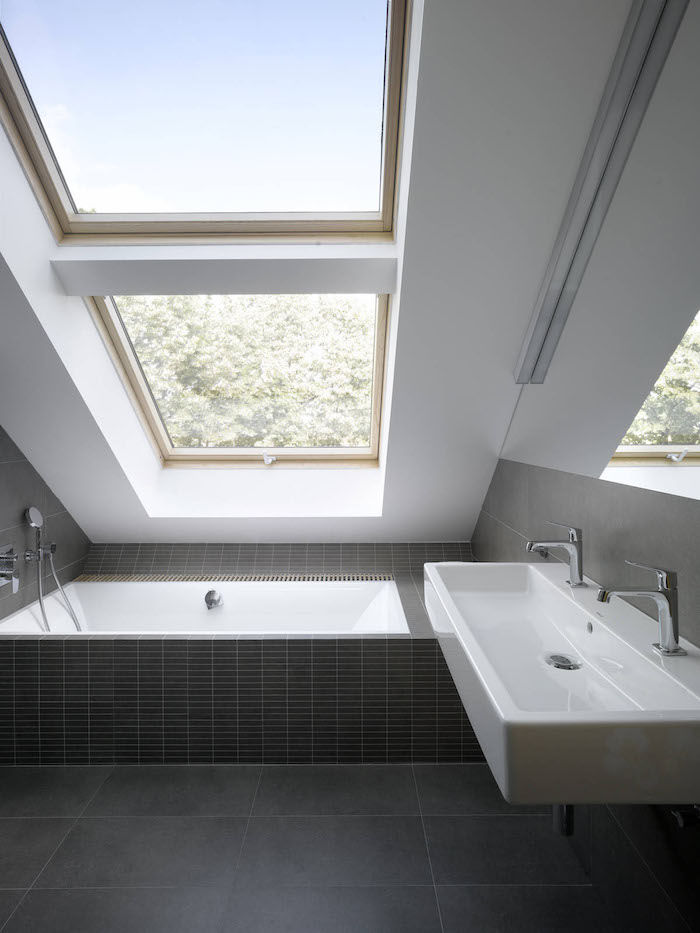 penthouse sette opp idé badekar synke vindu ideer svart hvitt interiør