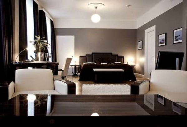 artdeco-stijl - elegante slaapkamer met twee witte fauteuils
