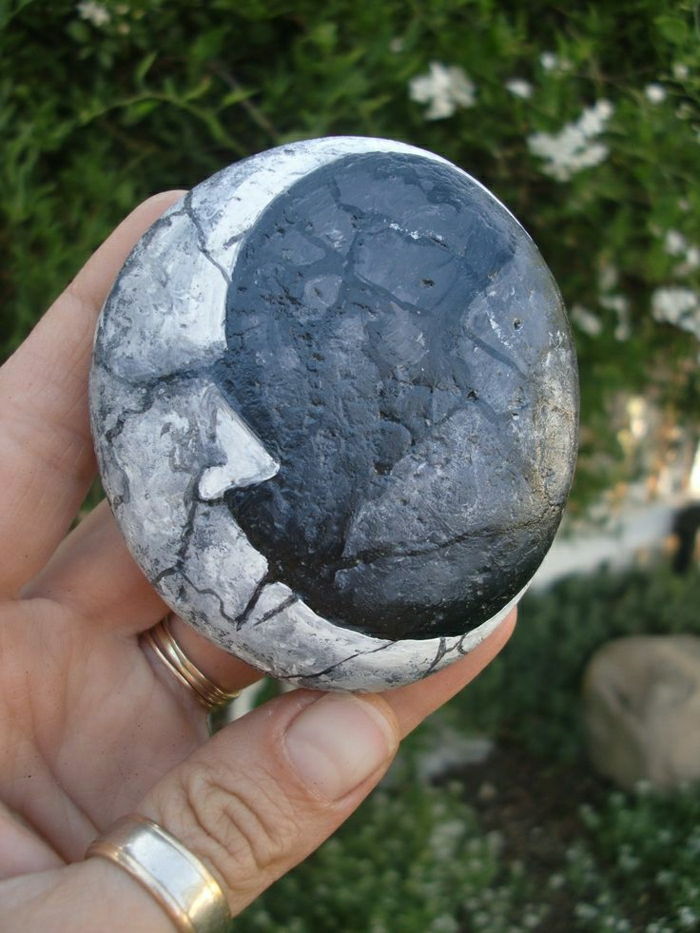 dekoratyvinis akmuo Mėnulio brėžinį handpainted
