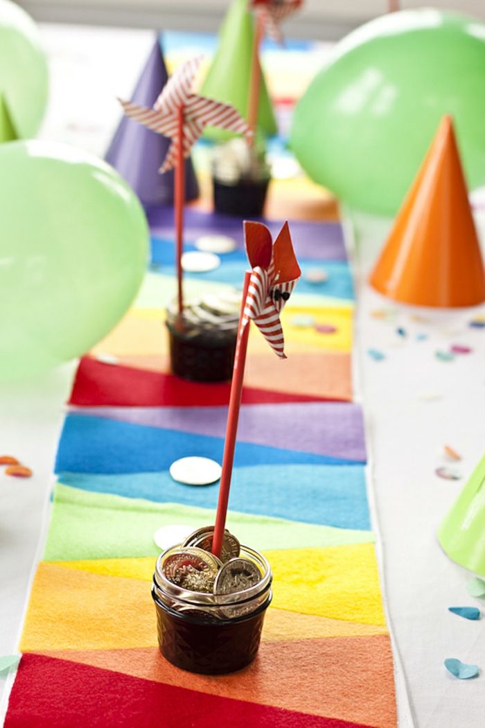 regebogen renklerde masa koşucu, çocuk doğum günü, çocuk partisi, parti dekorasyon