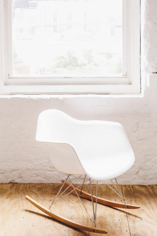 designer stolar och vita gungstolar-med-nice design