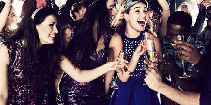 dress code for festideer fett feire flotte fester med unge ansatte bedriftsideer