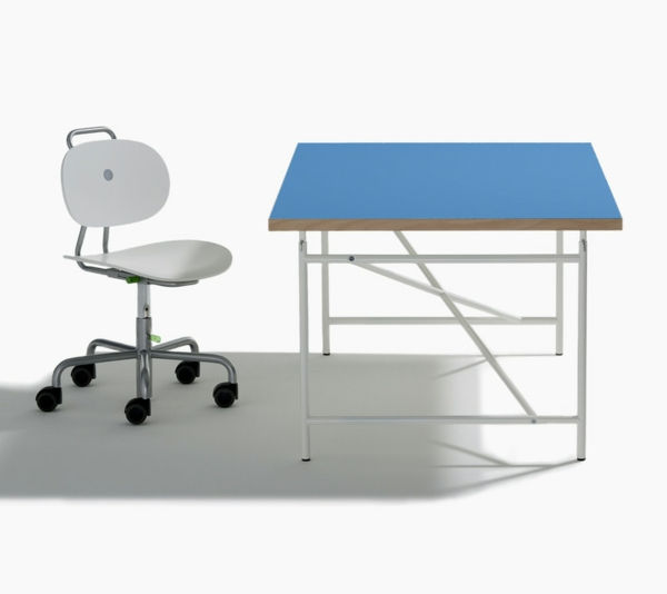eiermann-kinder-desk-v modro-a-biele stoličky