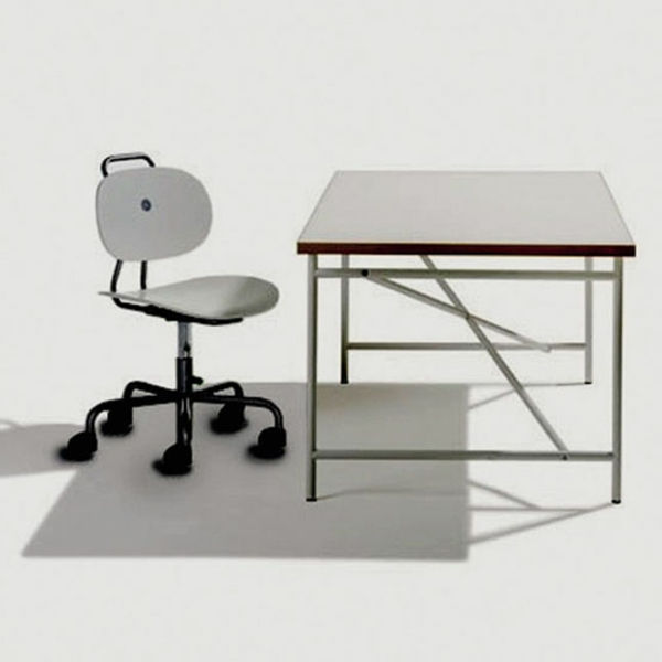 Eiermann-dieťa-desk-s-bielo-sedačkovej a-tieň