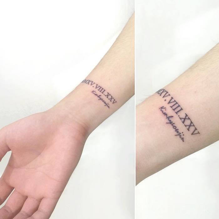 tattoo shriften - o idee despre subiectul unui tatuaj negru frumos pe încheietura mâinii