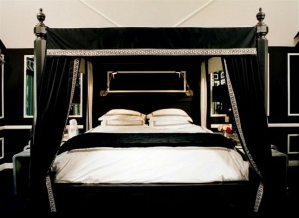 elegant bed-in-gothic sovrum