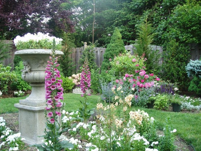 Gražus sodas Gėlės architektūra