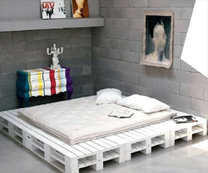 Euro pallet bed-bianco-color-cool-camere da letto