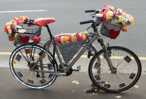 bisiklet-dekoratif-çiçekler-renkli-renkler - sevimli bir görünüm