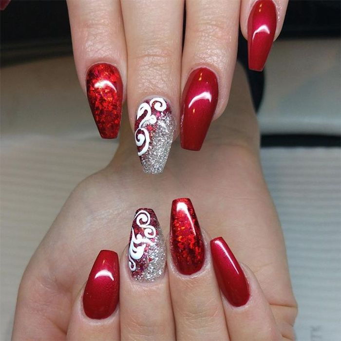 nail design glitter lunghi chiodi invernali si colorano in inverno bellissime unghie dal design unghie rosso bianco e argento glitterato