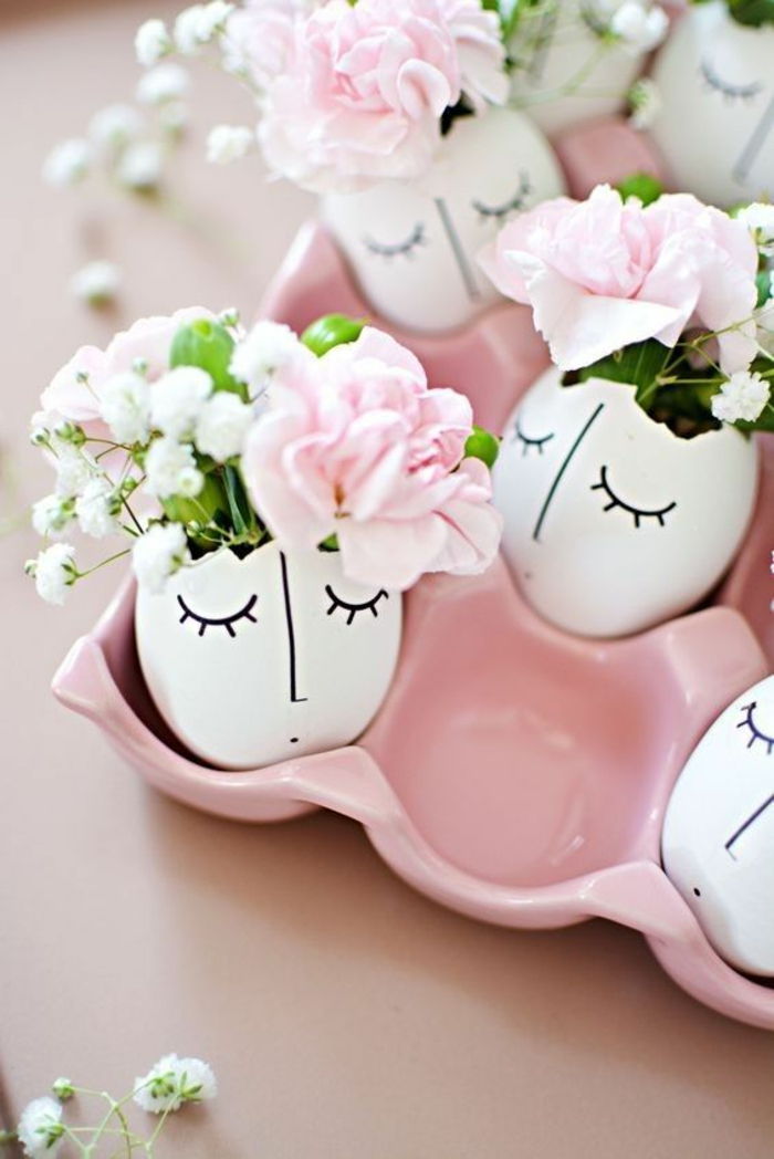 usare gusci d'uovo come vasi, fiori, decorazioni per la tavola, decorazioni pasquali