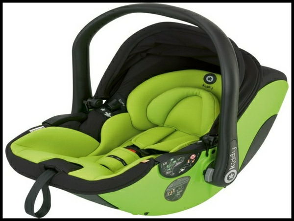 funksjonell-design-baby-bilsete-barn-moderne-design-