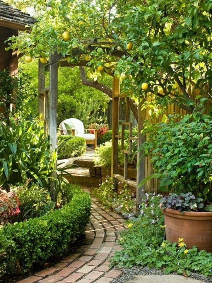 garden-projekt-z-ogrodowych ścieżkach