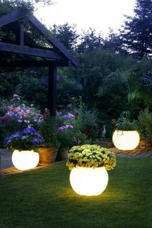 vakker hage-belysning-ball-utendørs belysning