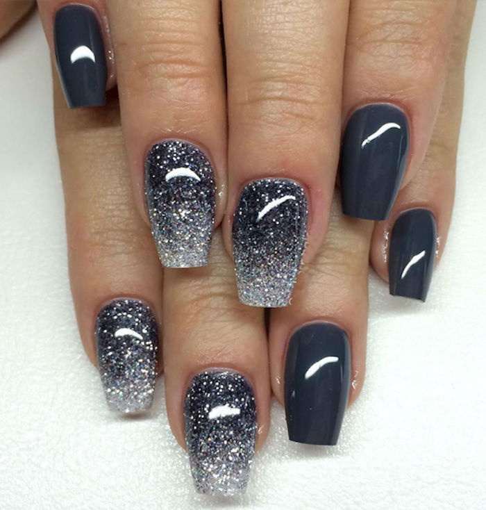 unghie immagini belle unghie cosmo effetto blu-grigio unghie lunghe unghie glitter winternails fai da te