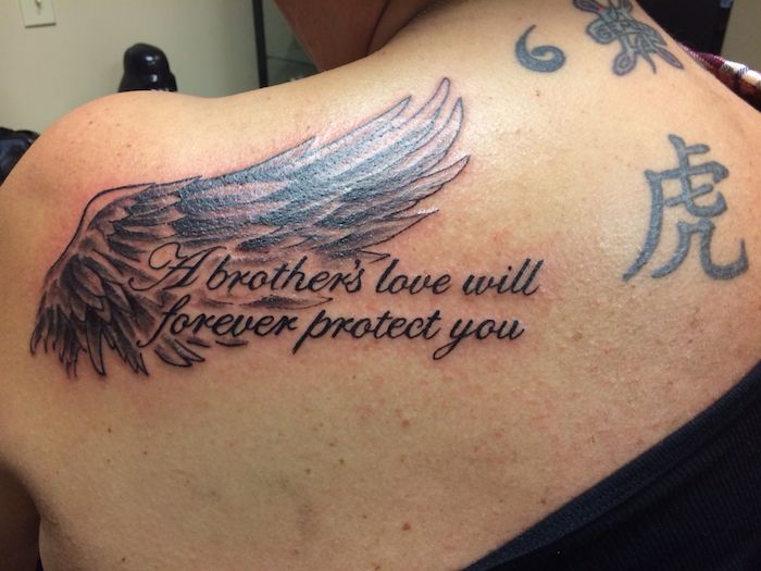 Inspiracijski napis in tatoo krila za bratje in sestre