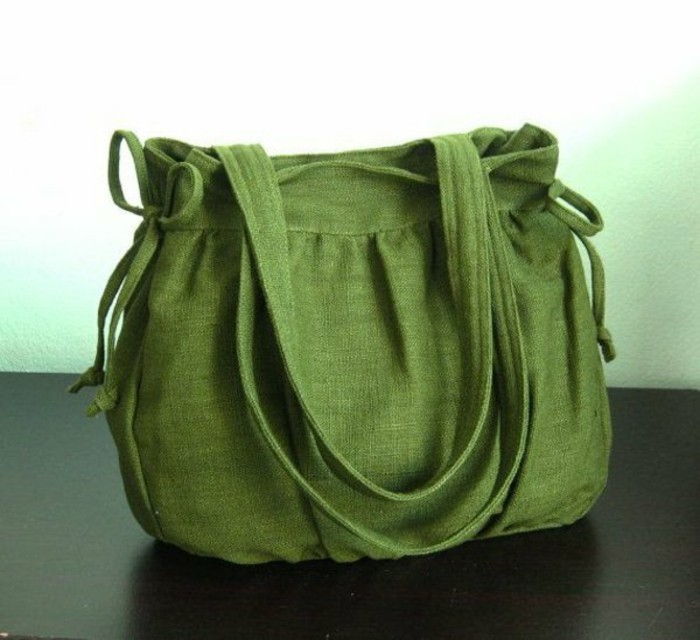žalia-krepšys-su-šiuolaikinio dizaino