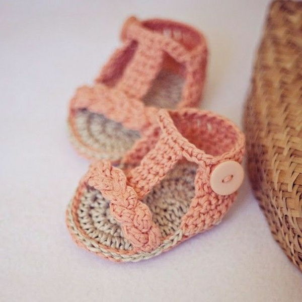 virka-for-baby-virka-baby skor-med-vackra-design-sandaler-in-orange