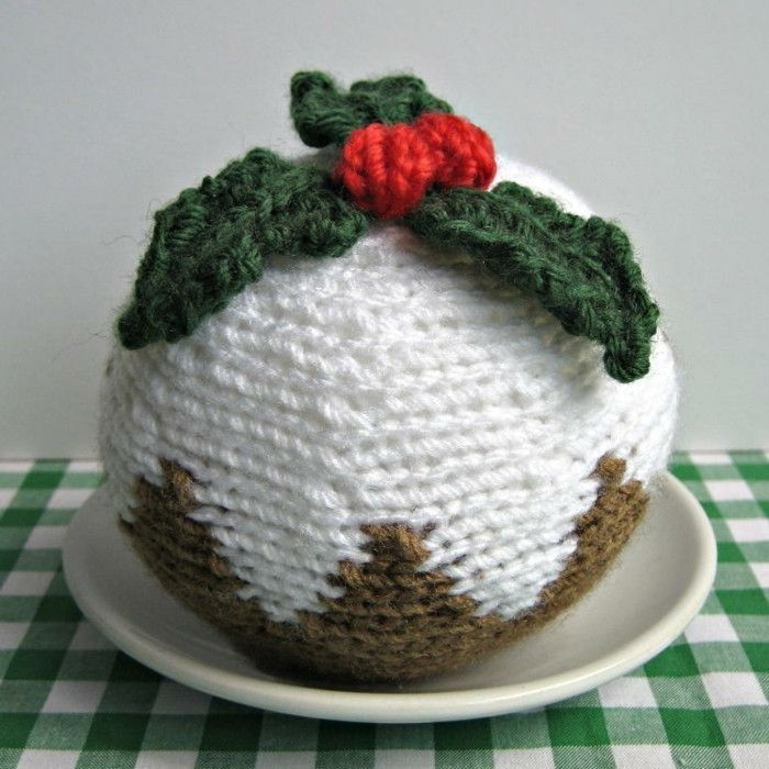 Crochet-natal-com-bolas-de-duas cores