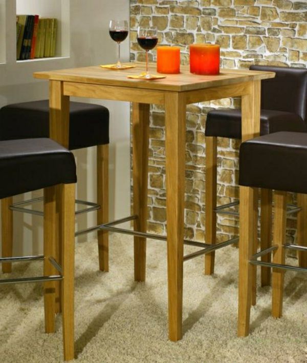 drevený barový stolík s prácou drevené stoličky nápadom