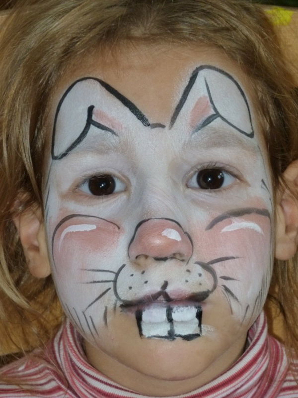 Malé králiček-tvár-šablóna-funny-zuby-králičie-uši