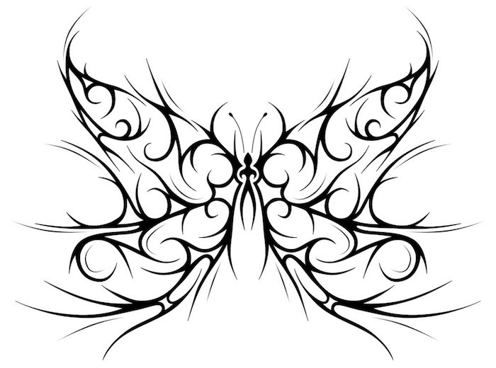 Čia yra dar viena idėja dėl juodų drugelių tatuiruočių, kuriuos tikrai gali patikti - čia yra plaukiojantis juodas drugelis