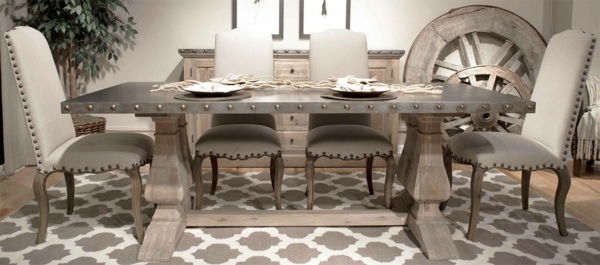 trebord-i-elegant-dining-taupe farge og interessante møbler