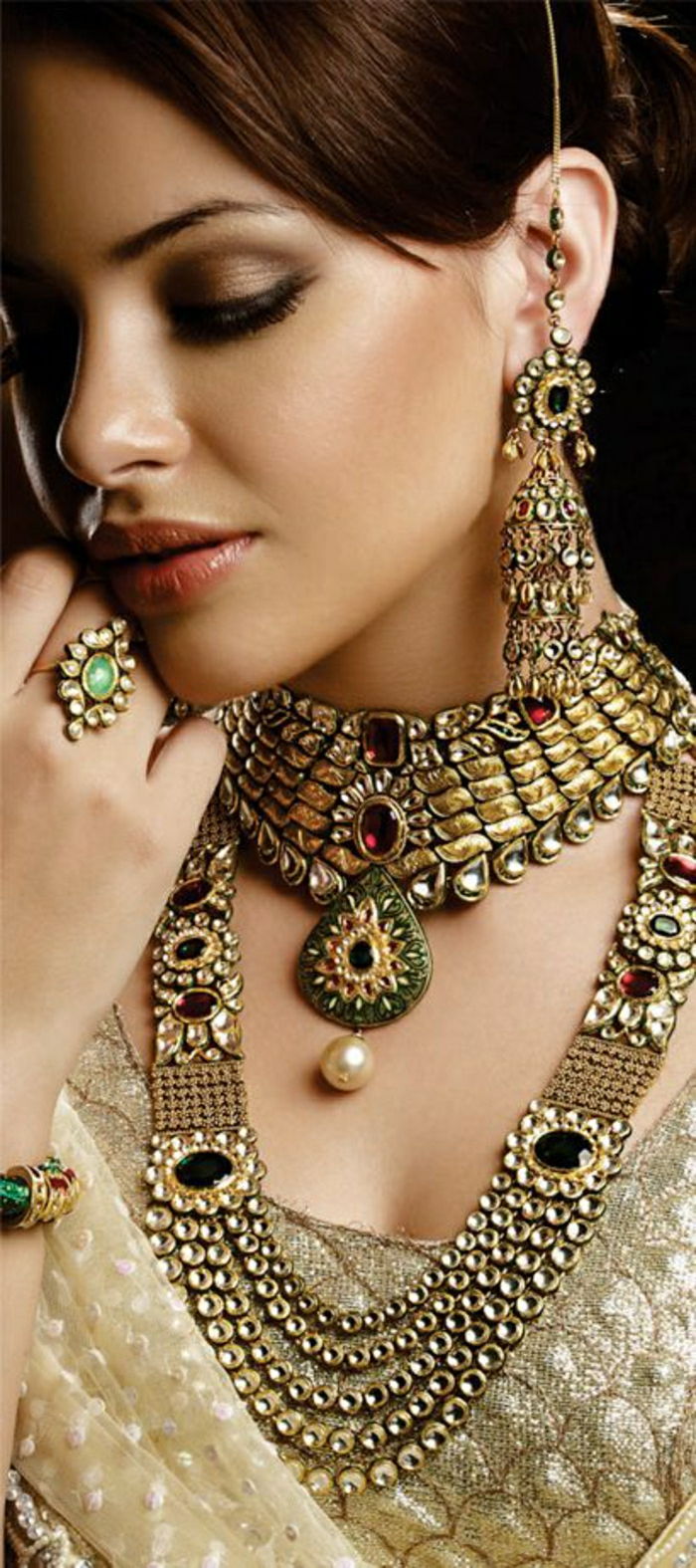 Indické šperky svadobné doplnky-zlatá