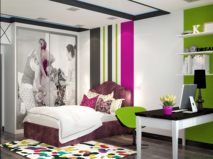 flicka ungdomsrum färgglada rum design färger gott humör i rummet skåpdörr med fotoalbum