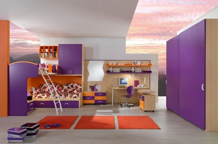 mor dekor, mor bir yatak, mor gardırop ve turuncu halı - genç odası