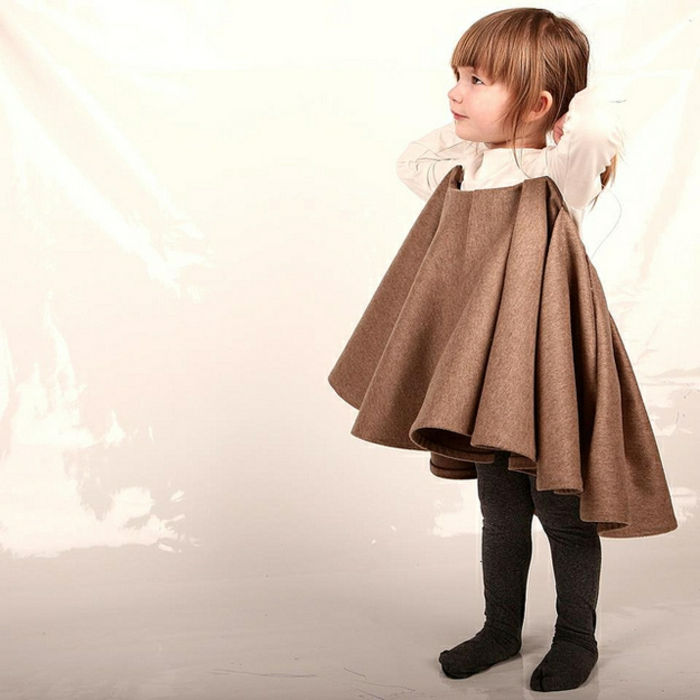 kid-Skandinavishe fashion brun