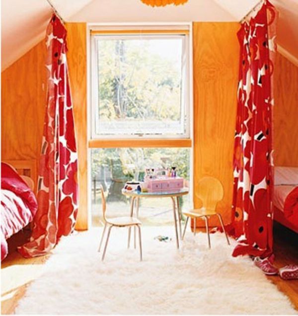 idea di nursery-with-curtains-as-partition-room-division