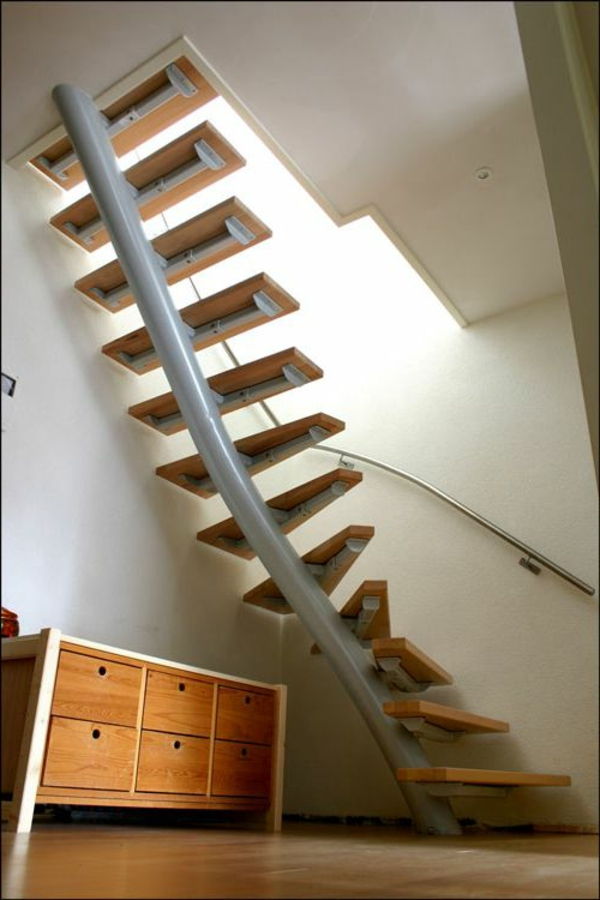 malý schodisko pre byt - dizajn - nápad - úsporné schody