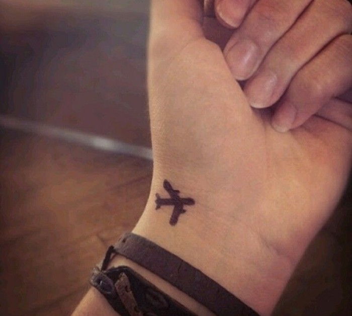 piccolo tatuaggio aereo idee fresco tatuaggio