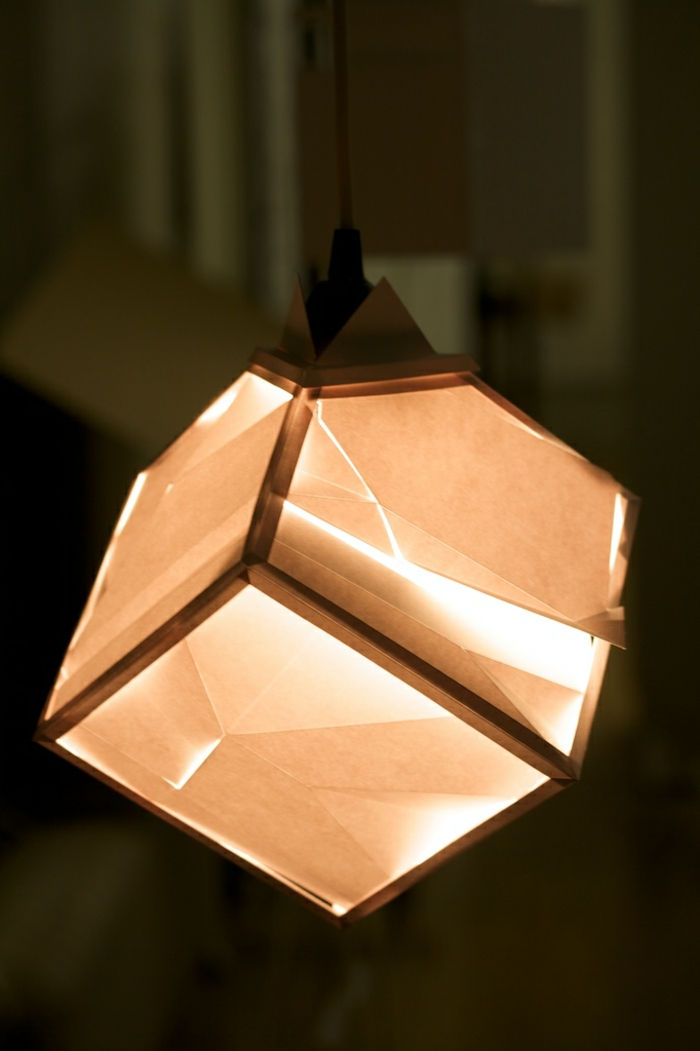 oszczędny projektowania papieru lampy