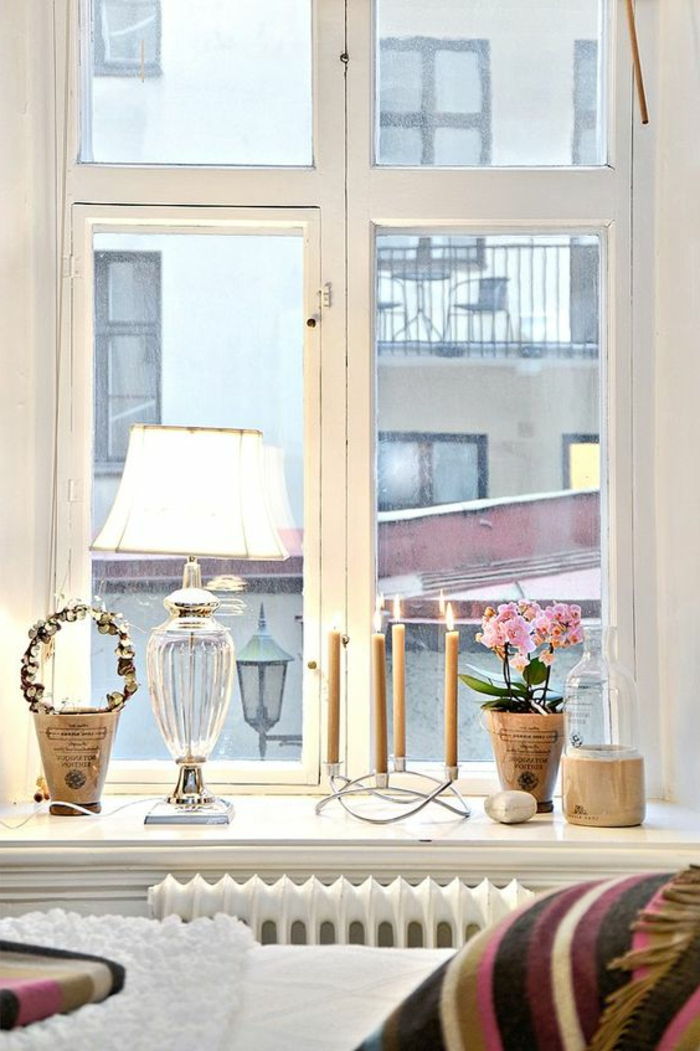 Landhaus Dekotipps windowsill lâmpadas luzes e velas