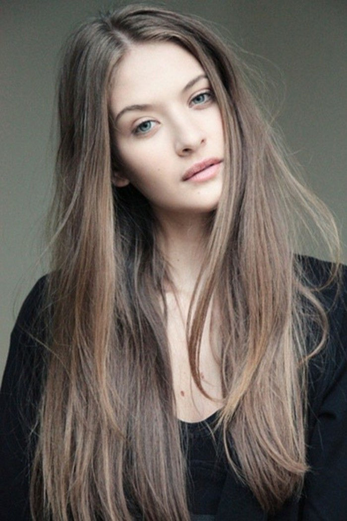 lange ash brown-hair-beautiful-girl-interessante-haarkleur