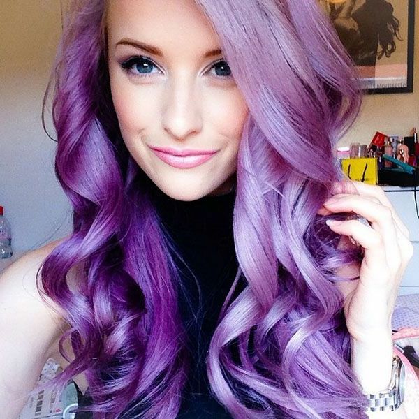 vijolična lasje-curly-hair-zelo-cool - odličen videz