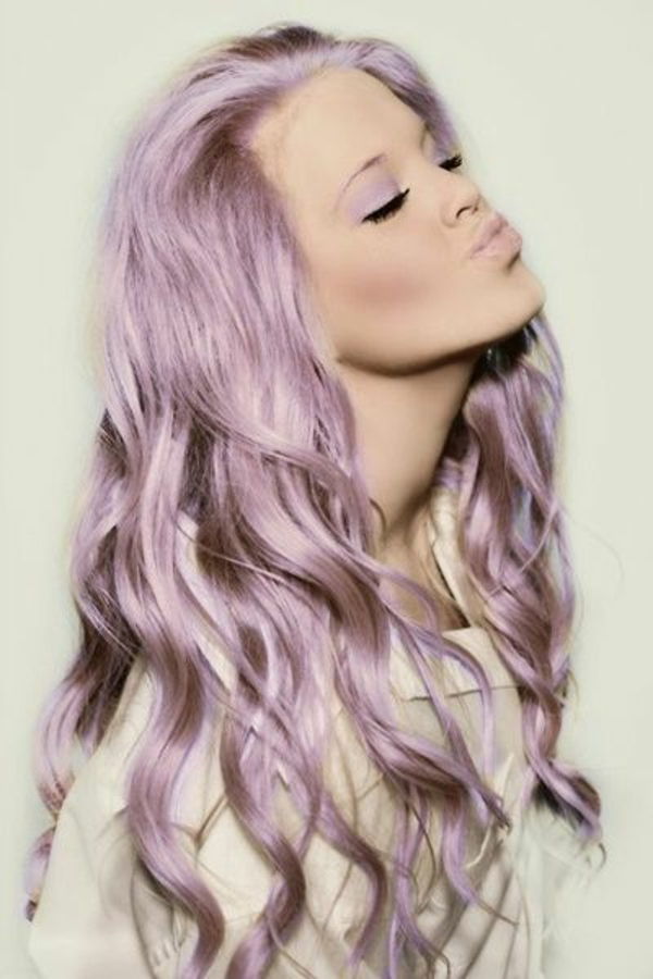 vijolično-lasje-super-lepa-frizura - sodoben videz