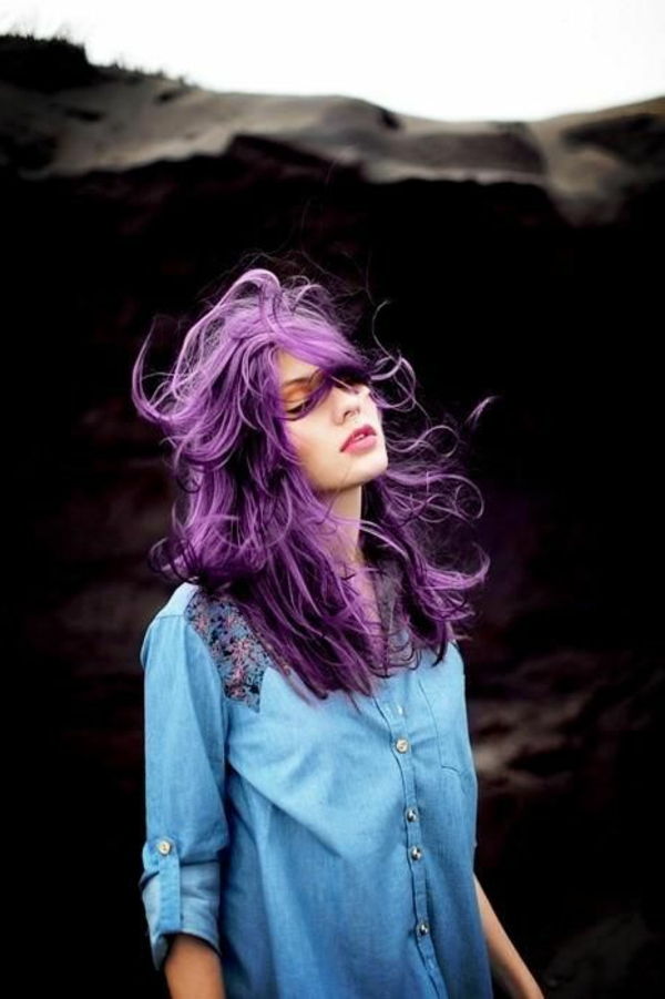 vijolični lasje priložnostni videz - odličen videz