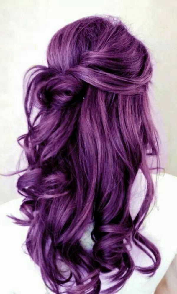 vijolične lasje-lepe-kodri - odličen videz
