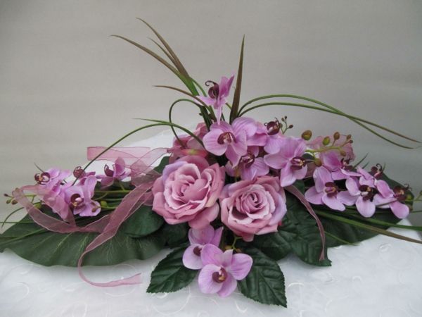 lila rosor Orkidéer bordsarrangemang-by-wedding-blomsterarrangemang