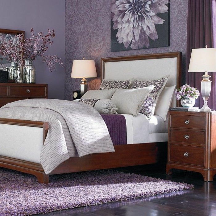 purple-wallpaper-interessante-bedroom