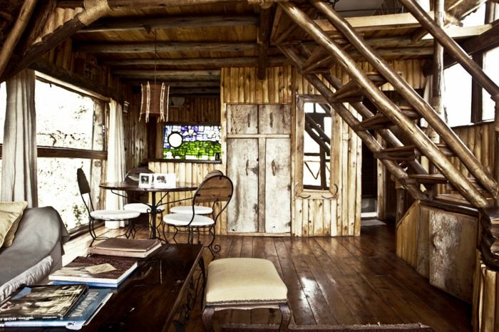 luxusným treehouse-pra-interiér