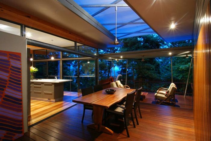 luxusným treehouse-pra-modelu interiéru