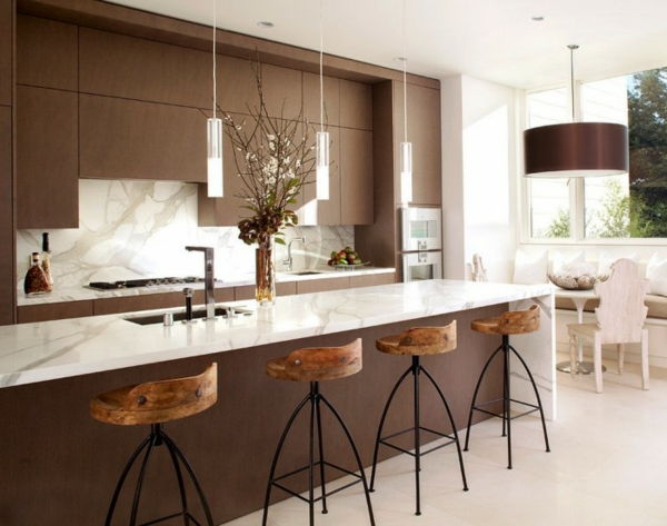 marmor kjøkken øy og kjøkkenbord - hvit farge
