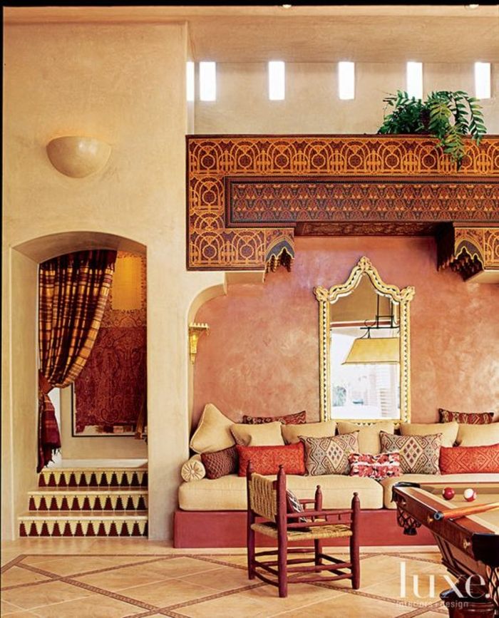 Marokkanske lamper fargerike farger i orientalsk hus interiørdesign ideer oransje brun rød jordtoner eksotisk
