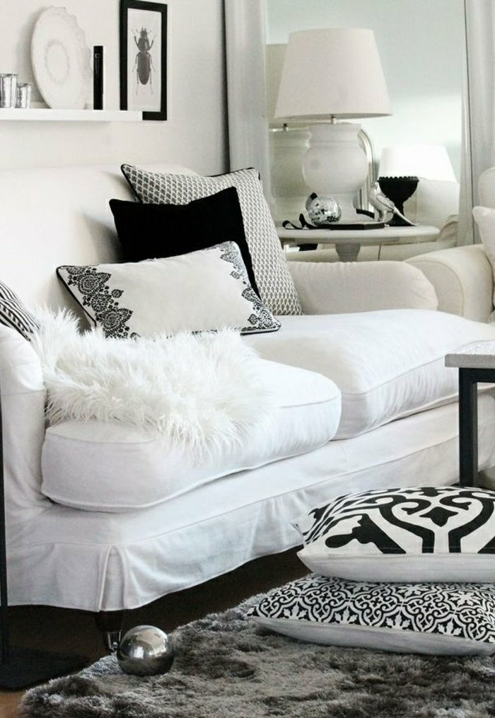 marokkanske lamper design ideer i stuen hvite sofa puter hvit svart metallic deco lampe
