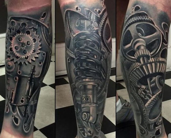 Vyriškos tatuiruotės, didelė juoda ir pilka tatuiruotė su mašina dalimis