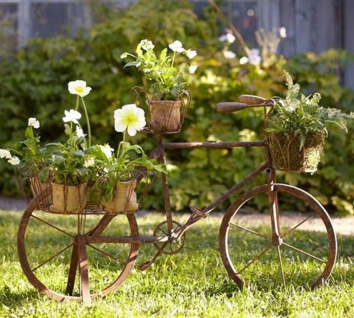 my-vakre-hage-med-sykkel-gjøre-selv-blomsterpotter